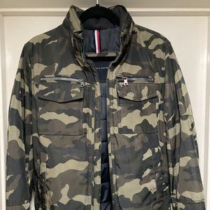 Tommy Hilfiger Men's Four-Pocket Filled Performance Camo Green Bomber Jacket